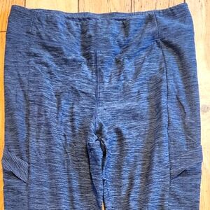 Kids Under Armour yoga pants.  Size XL